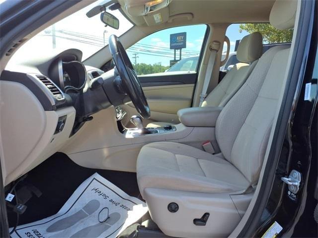 used 2021 Jeep Grand Cherokee car, priced at $20,895