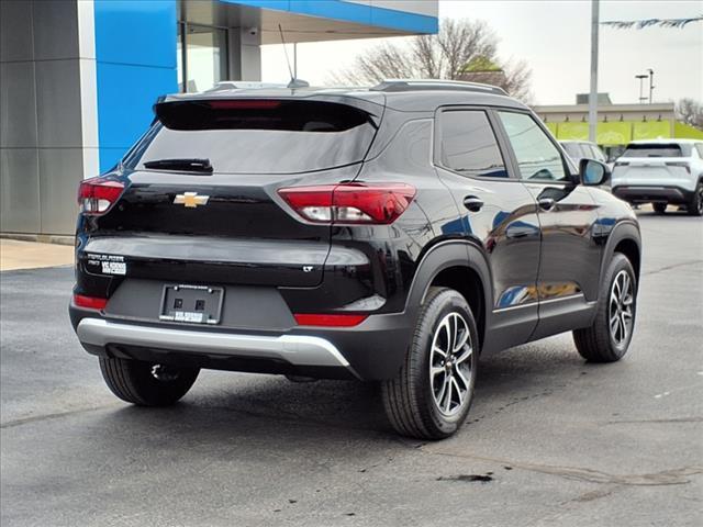 new 2025 Chevrolet TrailBlazer car, priced at $27,020