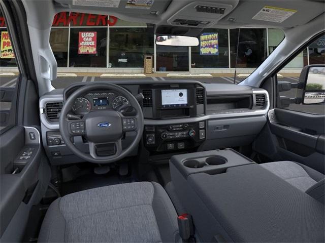 new 2025 Ford F-250 car, priced at $48,669