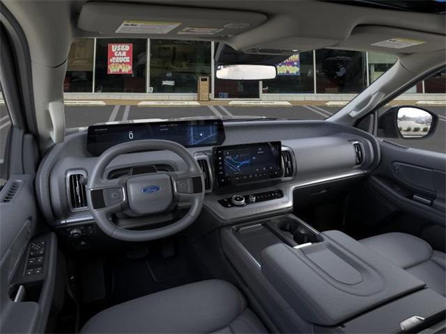 new 2025 Ford Expedition Max car, priced at $71,052