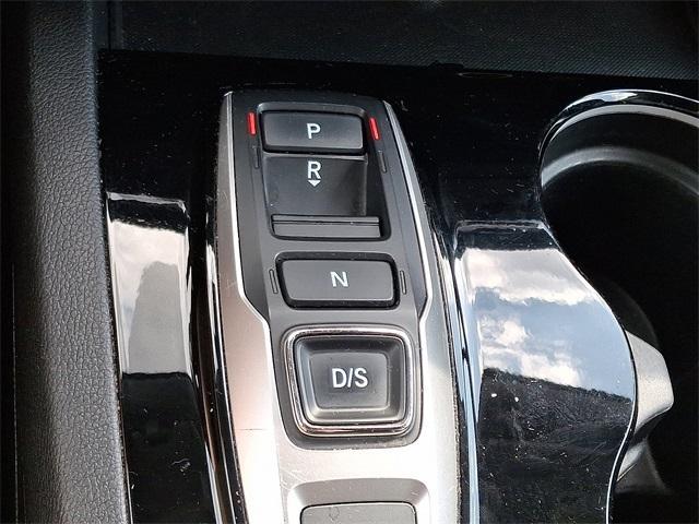 used 2020 Honda Pilot car, priced at $25,735