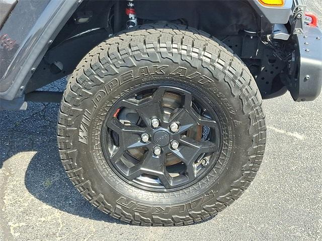 used 2020 Jeep Gladiator car, priced at $39,995