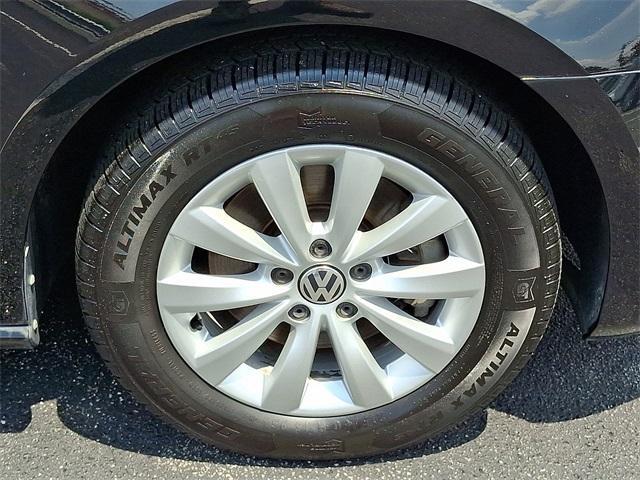 used 2015 Volkswagen Passat car, priced at $9,295