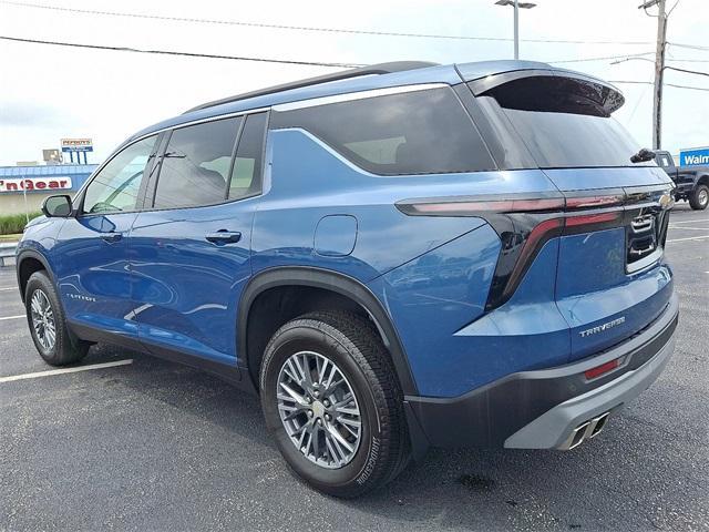 used 2024 Chevrolet Traverse car, priced at $39,995