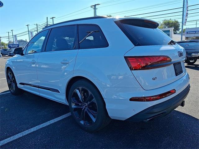 used 2025 Audi Q7 car, priced at $67,995