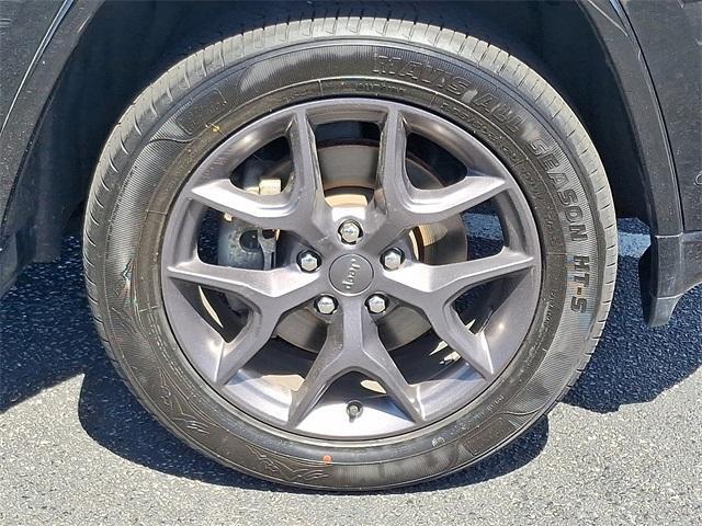 used 2021 Jeep Grand Cherokee car, priced at $30,685