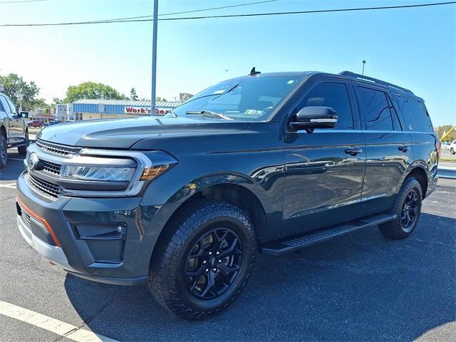 used 2023 Ford Expedition car, priced at $53,995