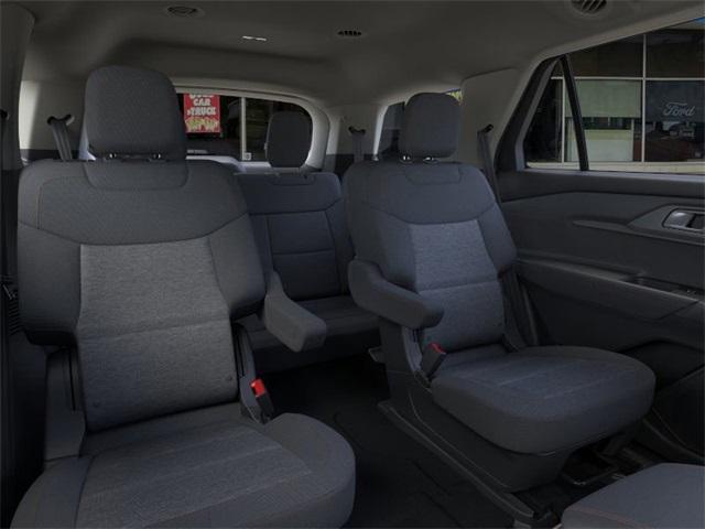 new 2025 Ford Explorer car, priced at $40,751
