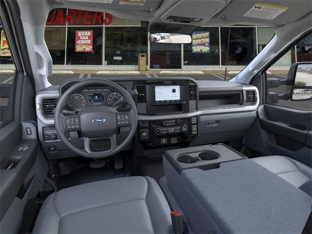 new 2025 Ford F-350 car, priced at $45,573
