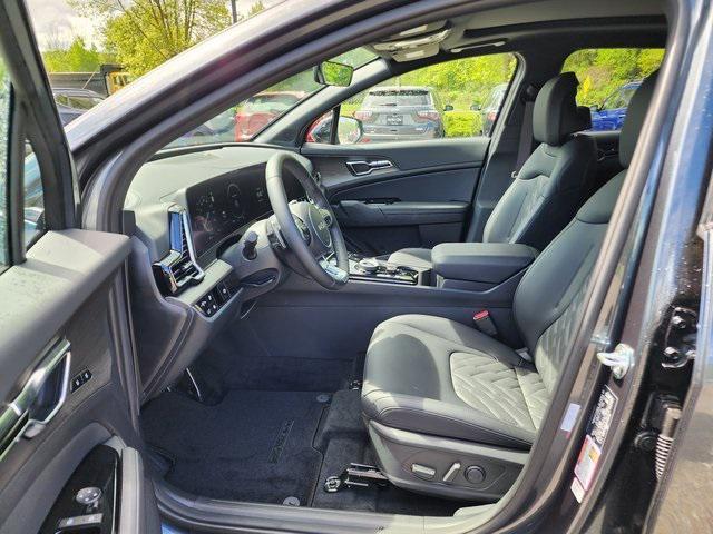 new 2025 Kia Sportage car, priced at $46,135