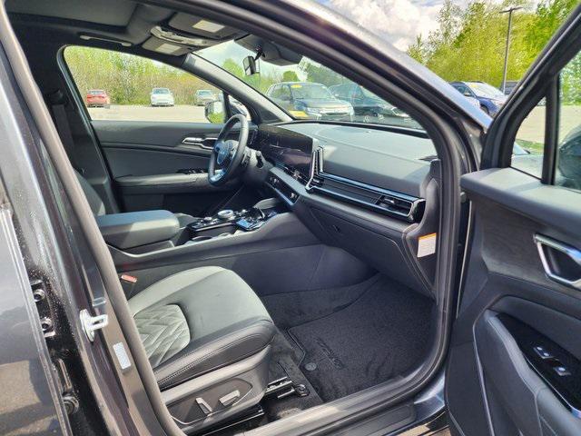 new 2025 Kia Sportage car, priced at $46,135