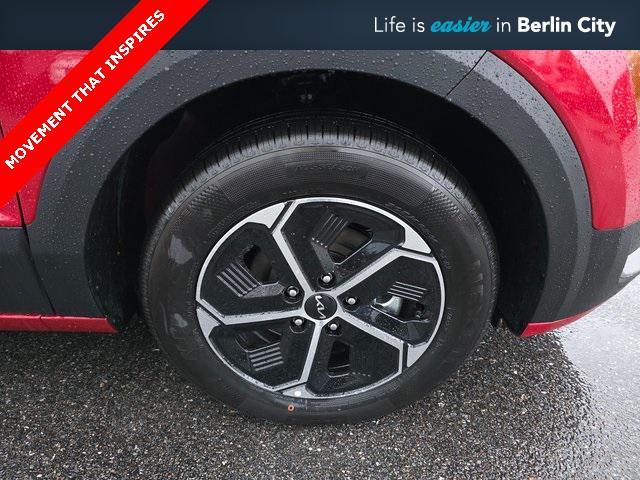 new 2025 Kia Niro car, priced at $32,015