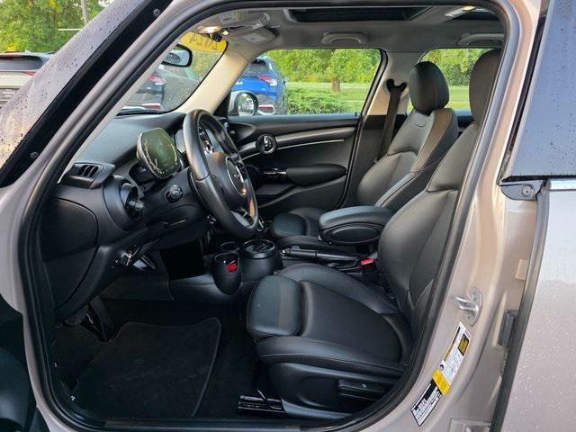 used 2024 MINI Hardtop car, priced at $28,994