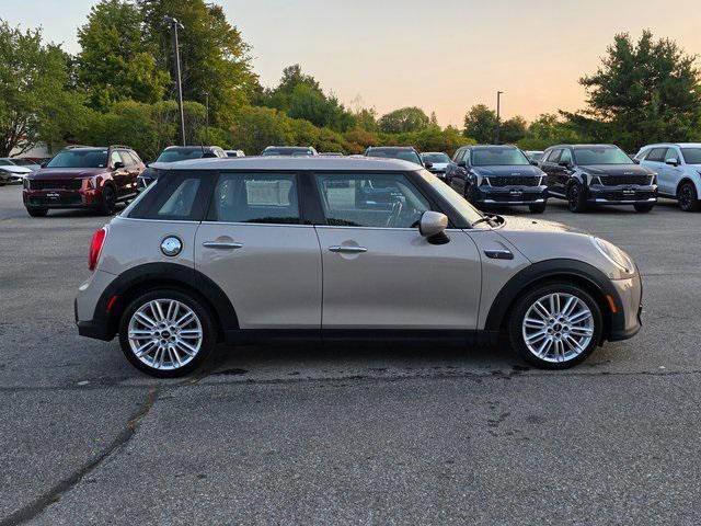 used 2024 MINI Hardtop car, priced at $28,994