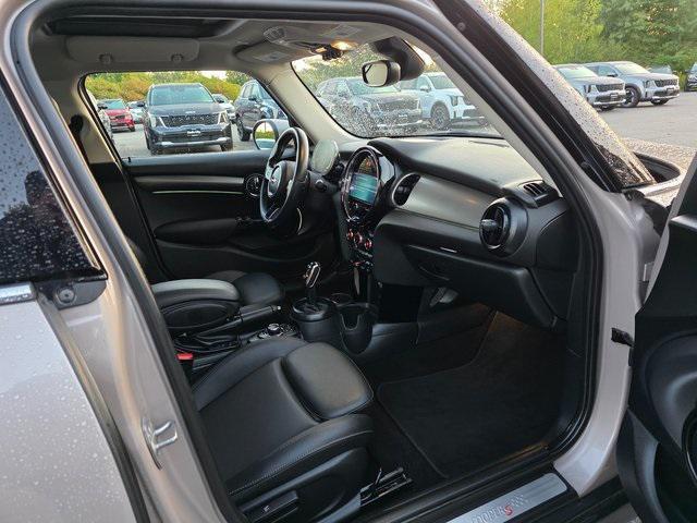 used 2024 MINI Hardtop car, priced at $28,994
