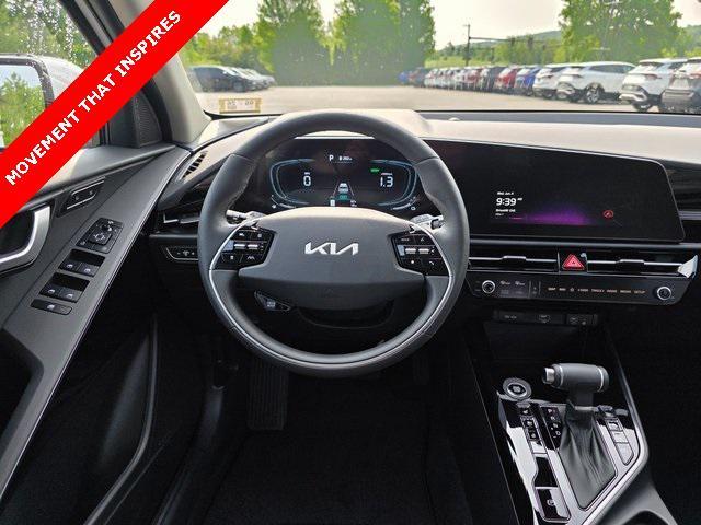 new 2025 Kia Niro car, priced at $35,295