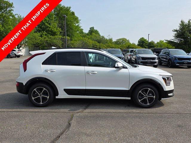 new 2025 Kia Niro car, priced at $35,295