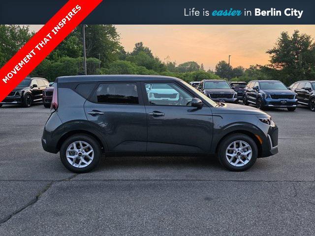 new 2025 Kia Soul car, priced at $24,560