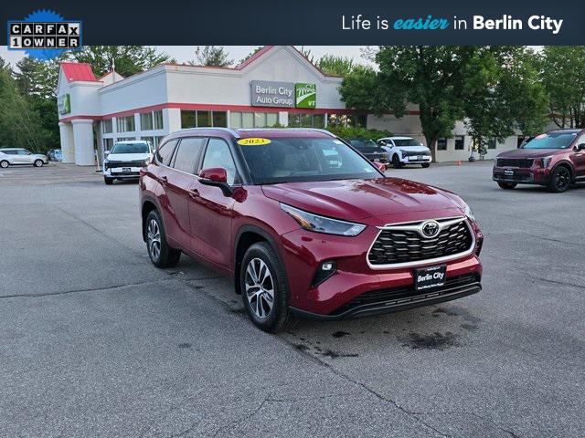used 2023 Toyota Highlander car, priced at $41,495