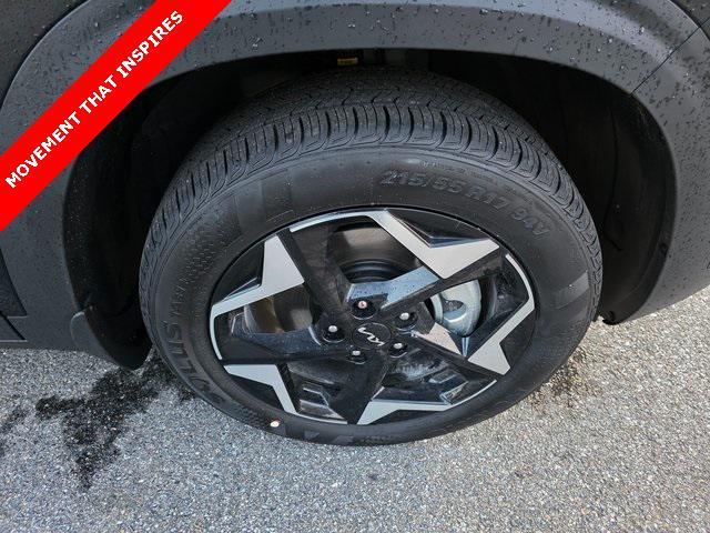 new 2025 Kia Seltos car, priced at $29,070