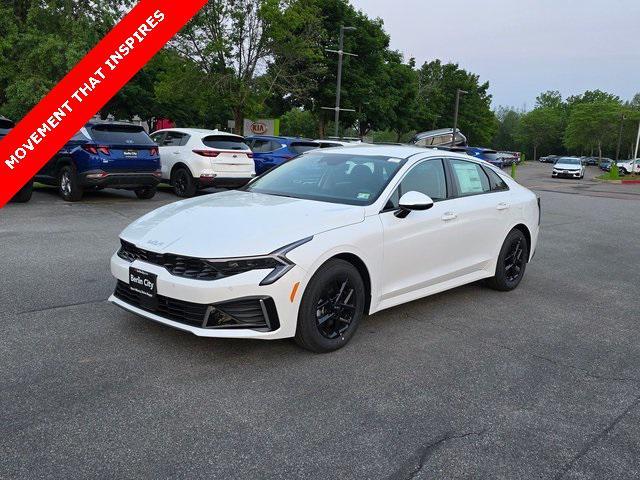 new 2025 Kia K5 car, priced at $29,165