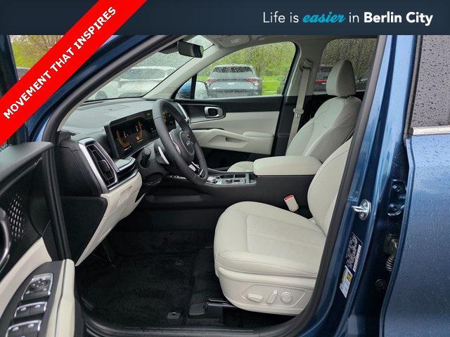 new 2025 Kia Sorento Hybrid car, priced at $42,480