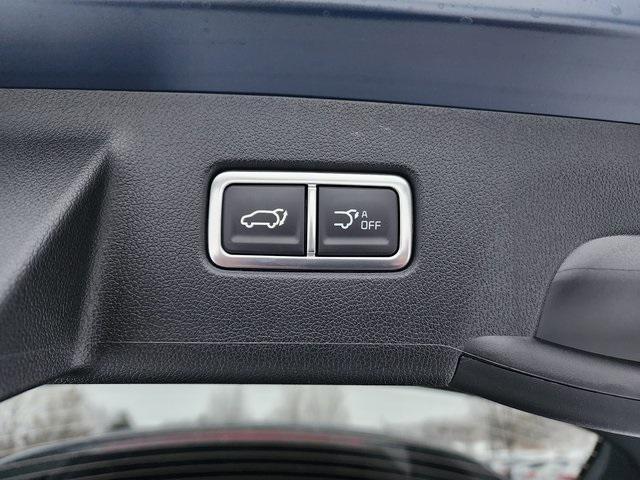 new 2025 Kia Sorento car, priced at $43,885