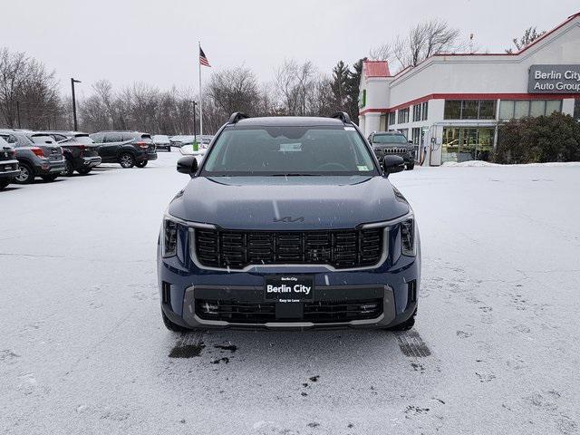 new 2025 Kia Sorento car, priced at $43,885