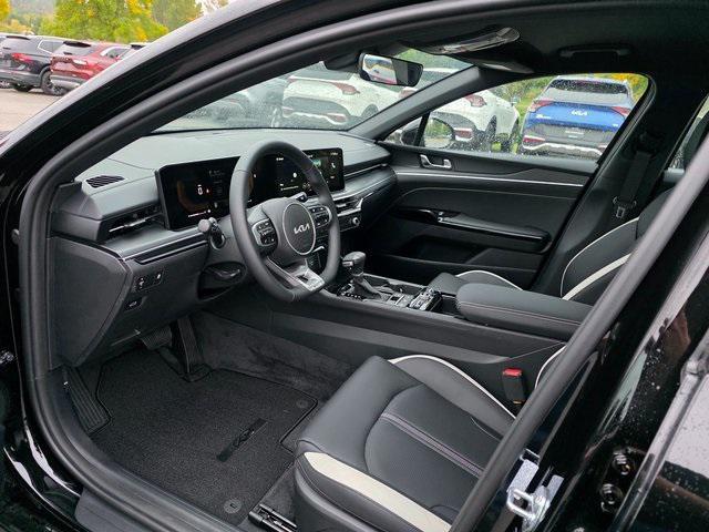 new 2025 Kia K5 car, priced at $29,670