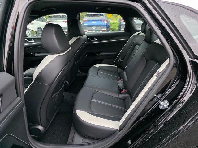 new 2025 Kia K5 car, priced at $29,670