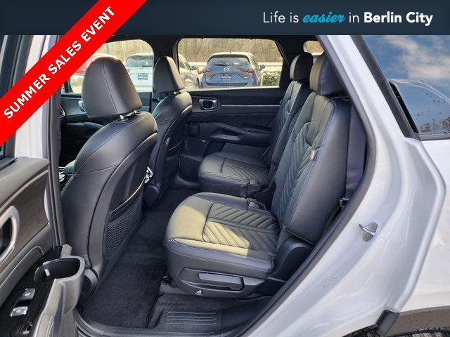 new 2025 Kia Sorento car, priced at $49,555