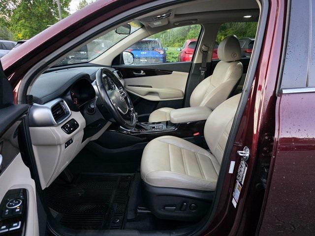 used 2020 Kia Sorento car, priced at $18,999