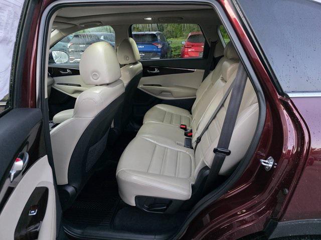used 2020 Kia Sorento car, priced at $18,999