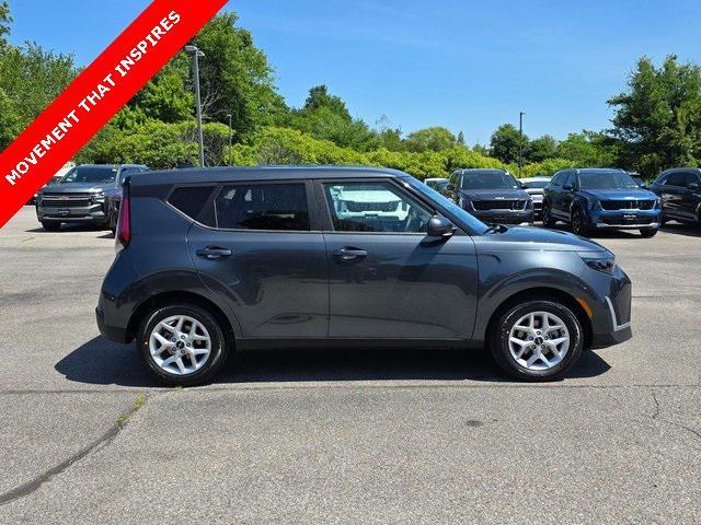 new 2025 Kia Soul car, priced at $24,560