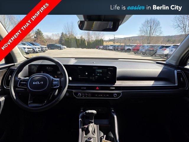 new 2025 Kia Sorento car, priced at $44,605