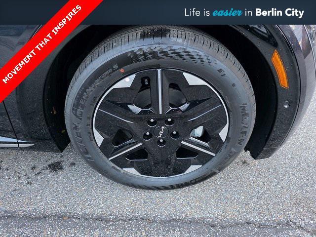 new 2025 Kia EV6 car, priced at $56,015