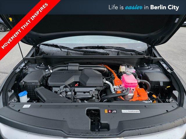 new 2025 Kia Sportage Hybrid car, priced at $32,160