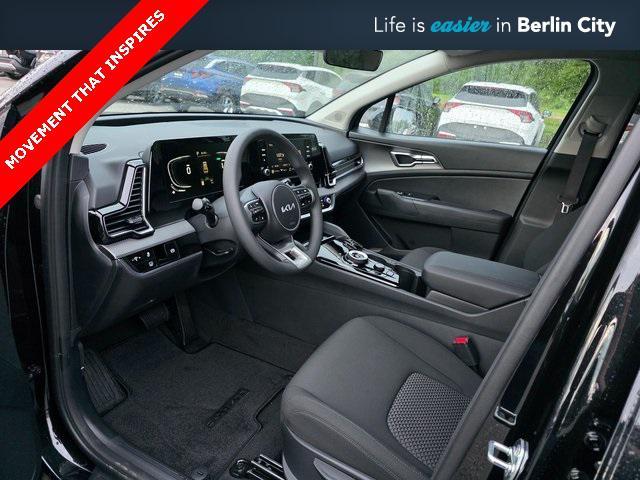 new 2025 Kia Sportage Hybrid car, priced at $32,160