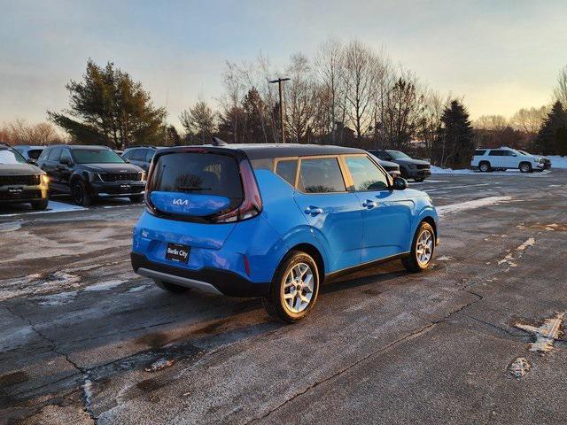 new 2025 Kia Soul car, priced at $24,685