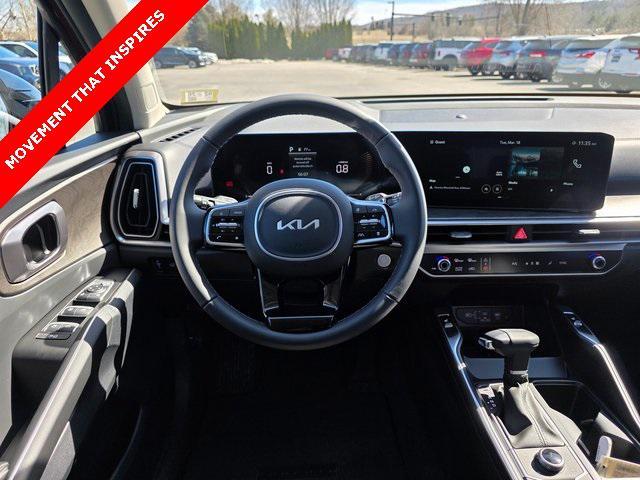 new 2025 Kia Sorento car, priced at $44,605