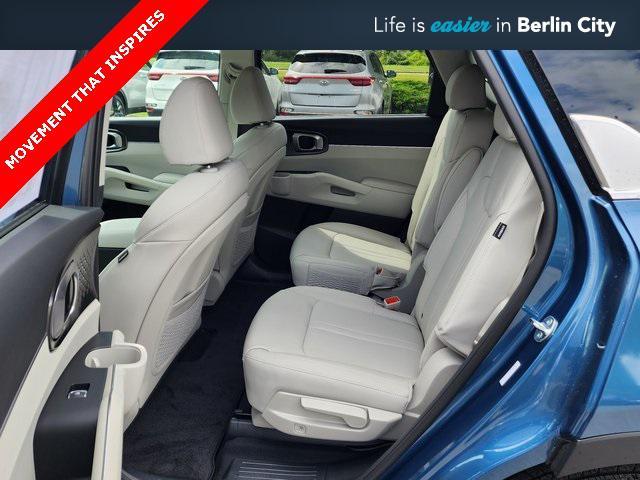 new 2025 Kia Sorento Plug-In Hybrid car, priced at $50,890