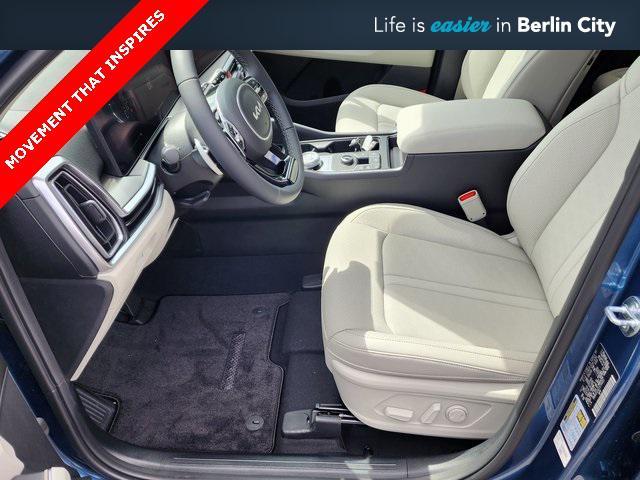 new 2025 Kia Sorento Plug-In Hybrid car, priced at $50,890