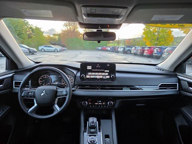used 2023 Mitsubishi Outlander car, priced at $24,999