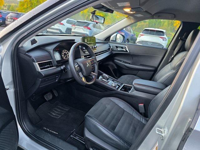 used 2023 Mitsubishi Outlander car, priced at $24,999