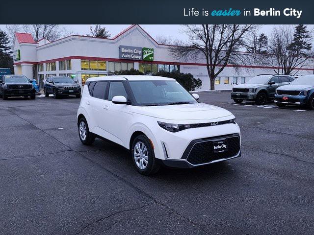 new 2025 Kia Soul car, priced at $22,185