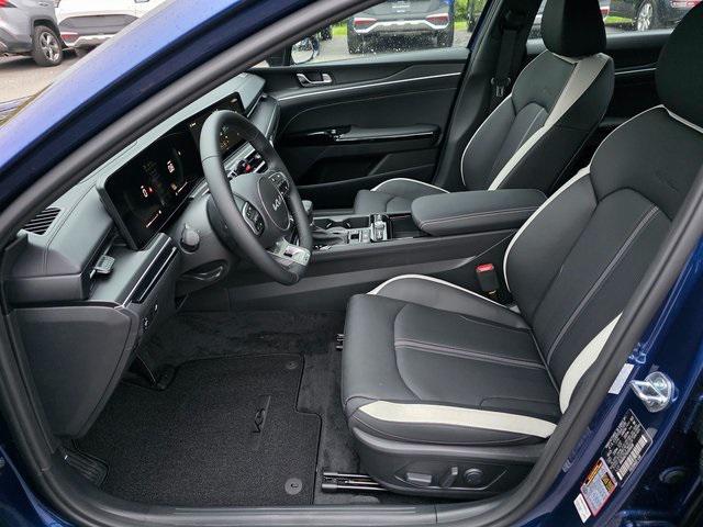 new 2025 Kia K5 car, priced at $29,670