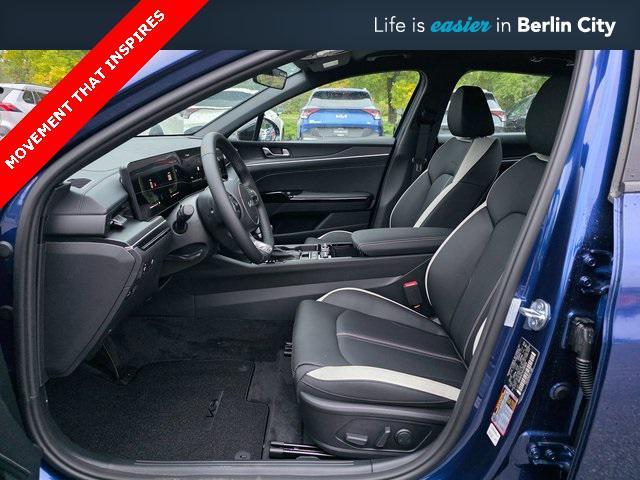 new 2025 Kia K5 car, priced at $29,670