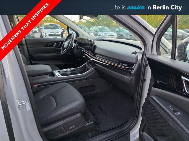 new 2026 Kia Carnival Hybrid car, priced at $55,430