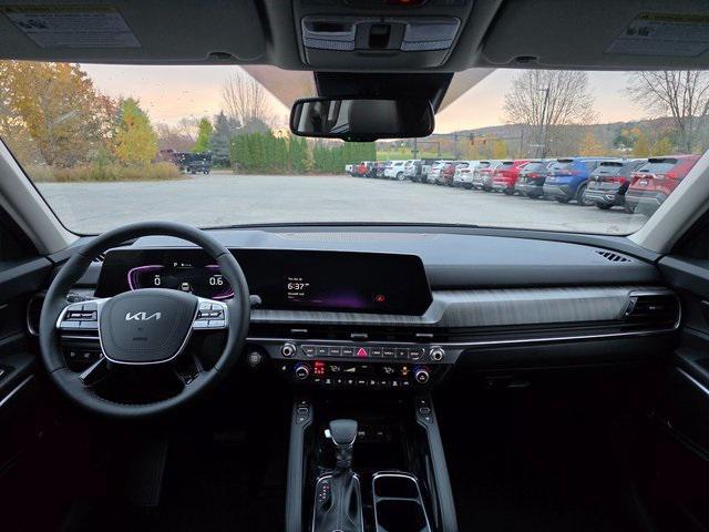 new 2025 Kia Telluride car, priced at $47,000