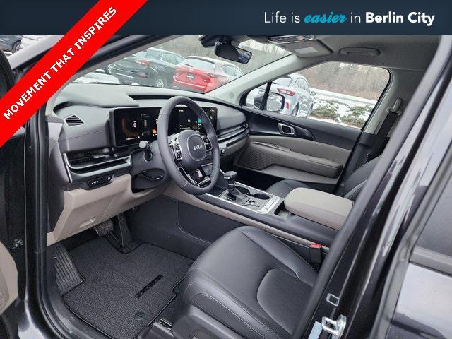 new 2025 Kia Carnival car, priced at $40,500